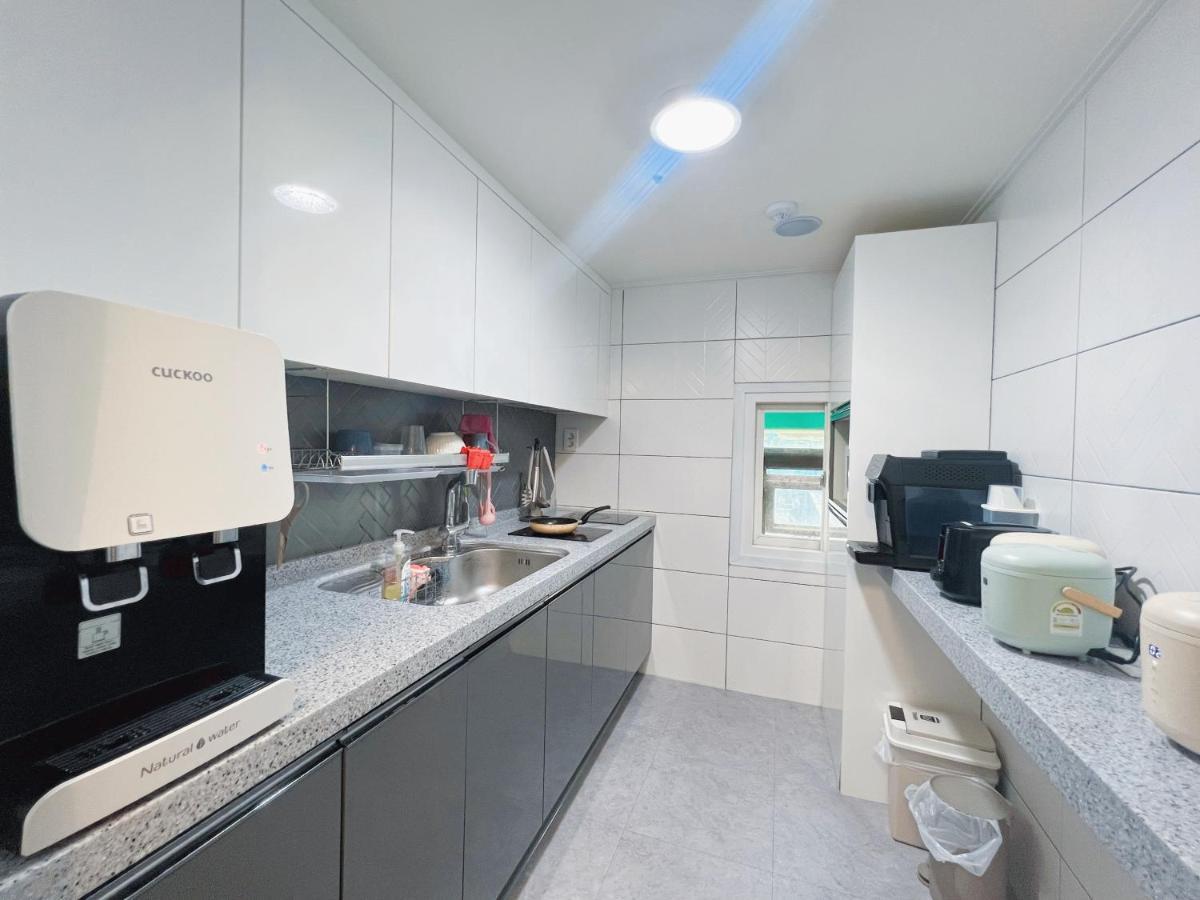 Arte Premium Oneroomtel Myeongdong Seul Esterno foto