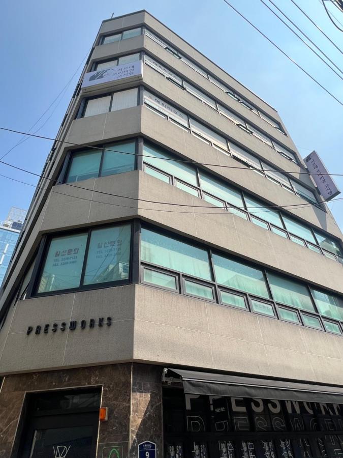 Arte Premium Oneroomtel Myeongdong Seul Esterno foto